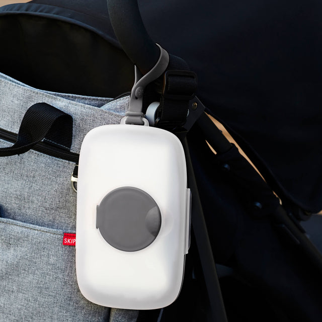 Skip Hop Grab & Go Perfect Snug Seal Wipes Case