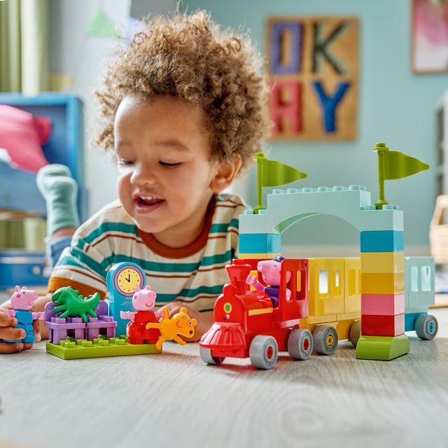 LEGO DUPLO Train Ride with Grandpa Pig