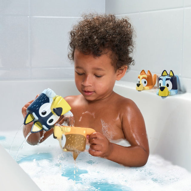 Tomy Toomies Bluey Family Stack & Pour Bath Toy