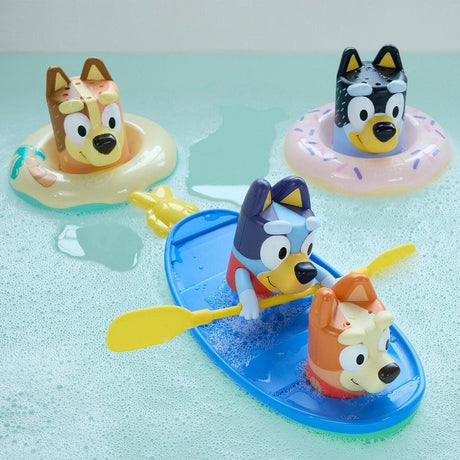 Bluey Family Bath Set Canoe & 2 Bath Splash & Float Bath Toys