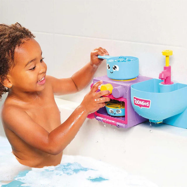 Tomy Toomies Bubble & Bake Bathtime Kitchen