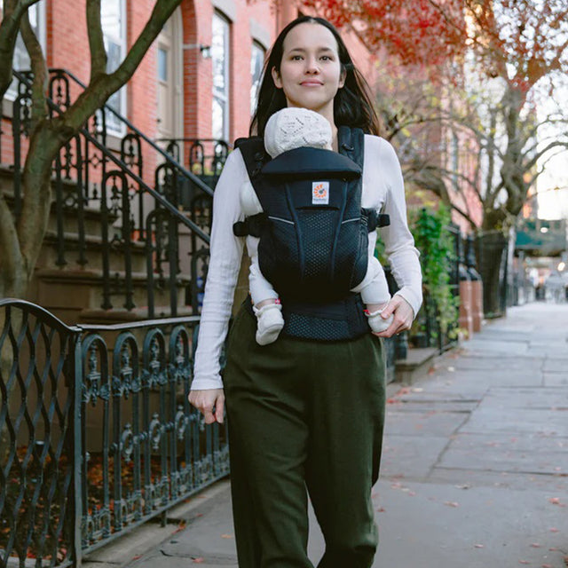 Ergobaby Omni Breeze Baby Carrier